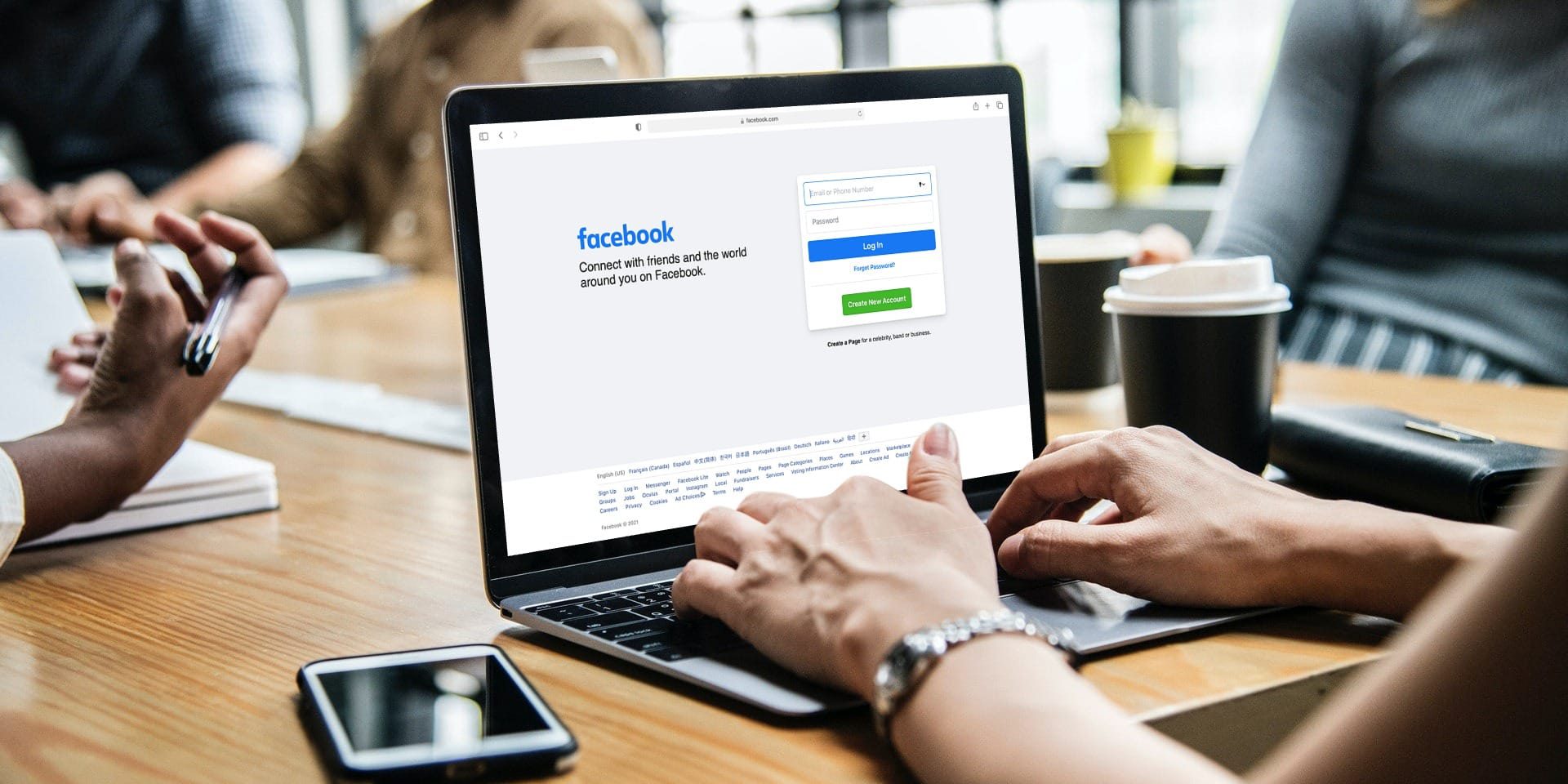 smartmockups_kpzy5fdq